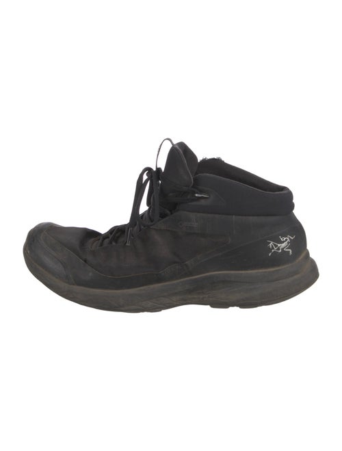 Arc'Teryx Sneakers