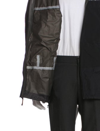 Arc'Teryx Windbreaker