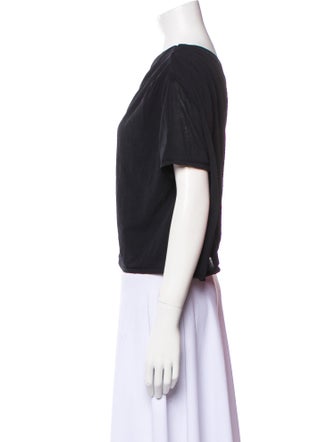 GAUGE81 One-Shoulder Short Sleeve Crop Top