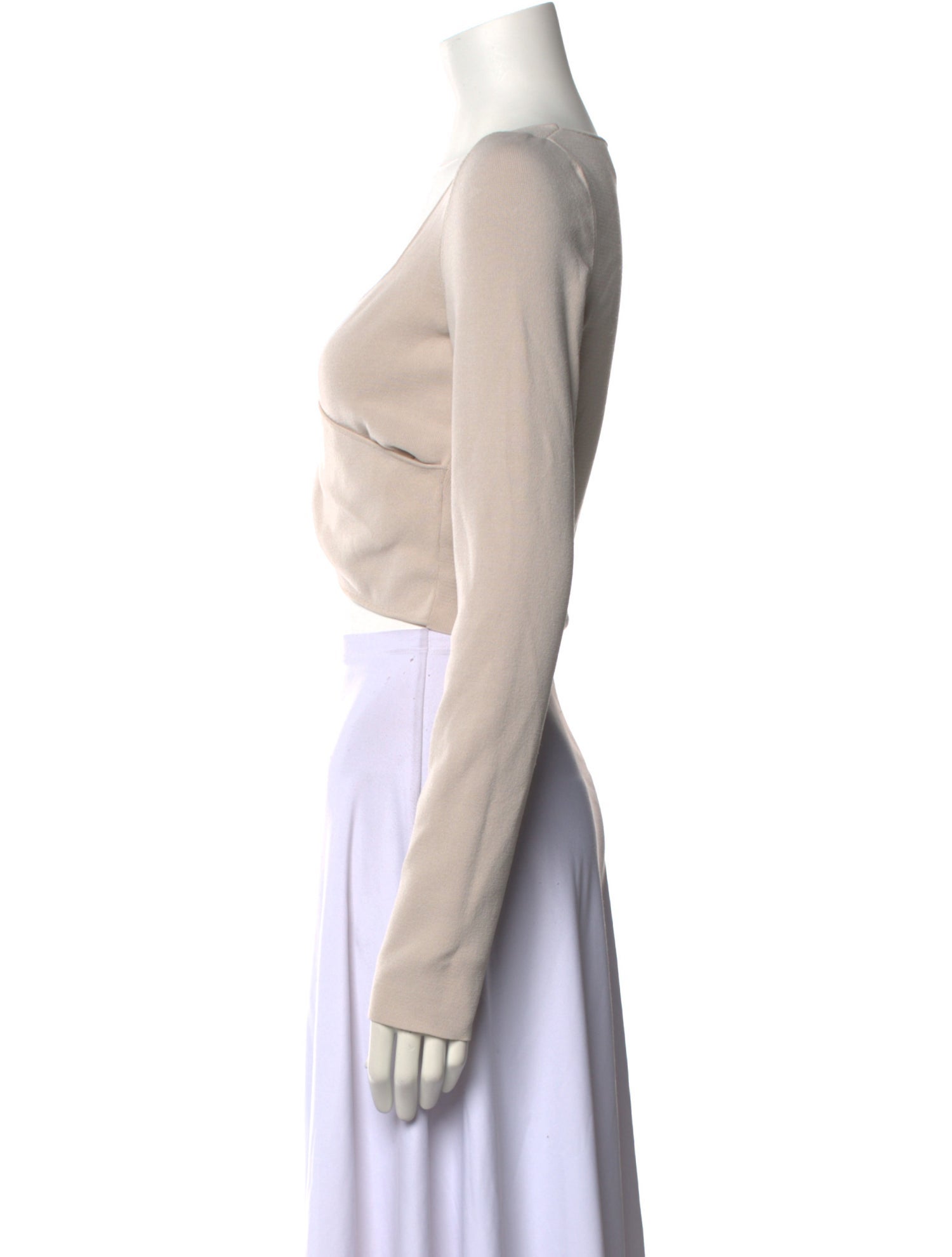 GAUGE81 V-Neck Long Sleeve Crop Top