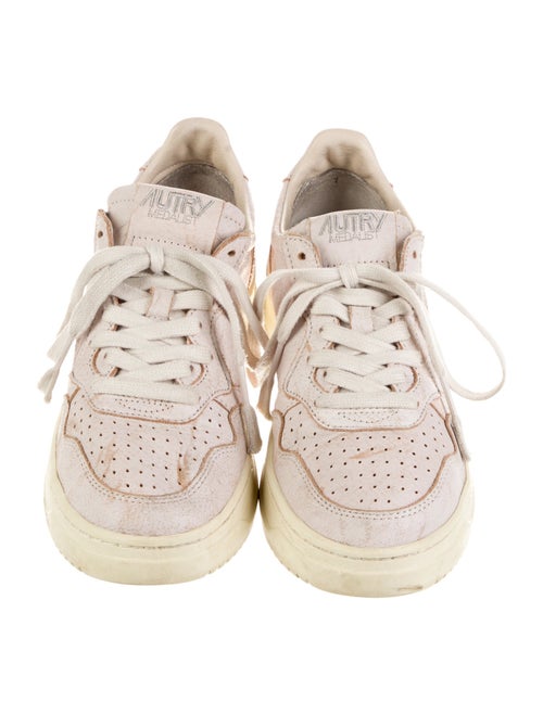 Autry Leather Distressed Accents Sneakers