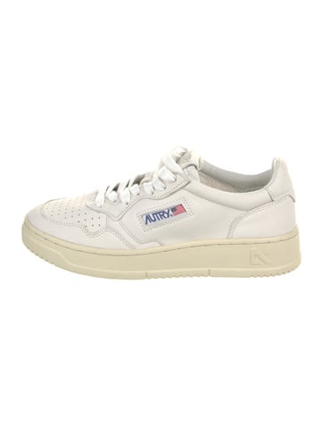 Pre-owned Autry Leather Sneakers In White