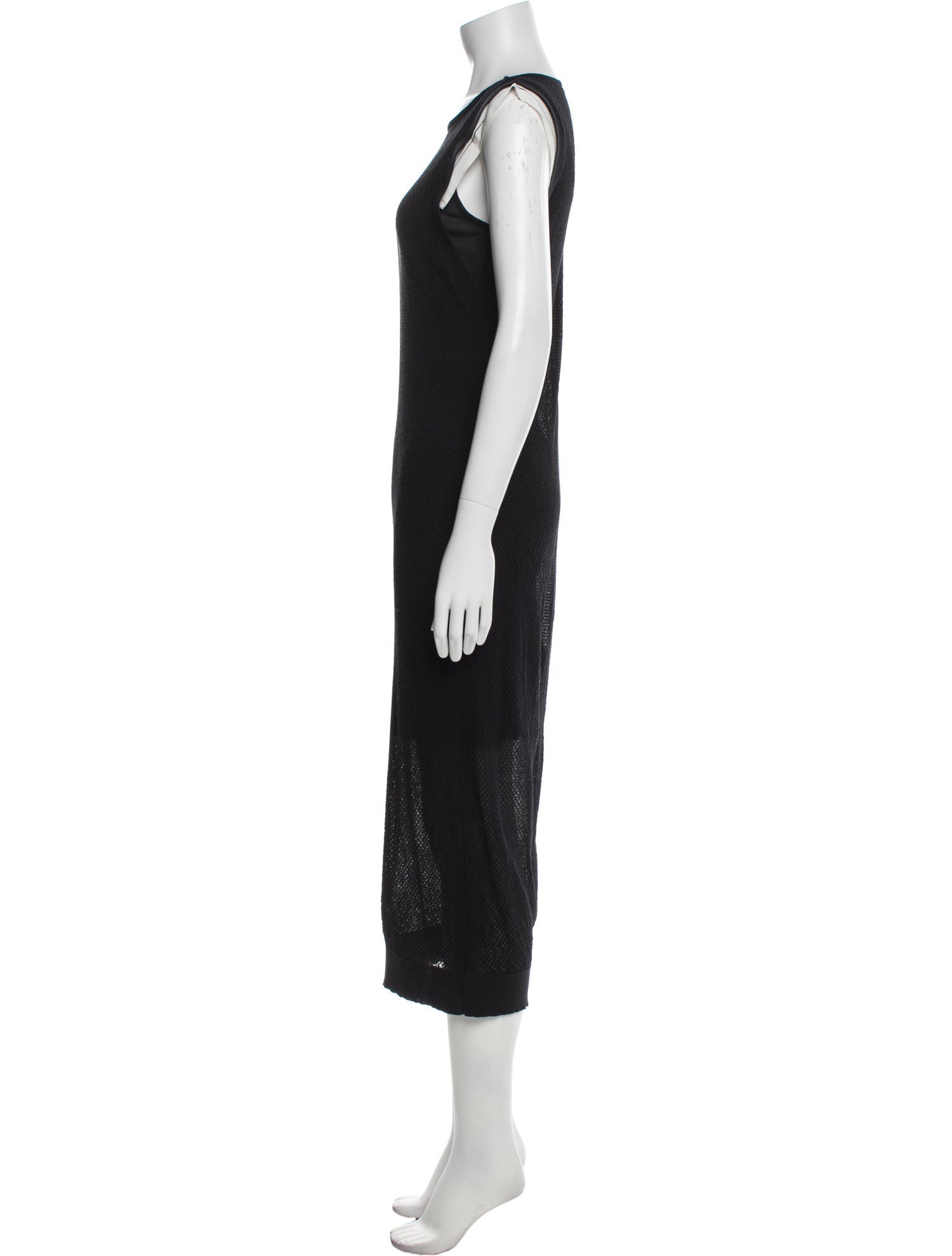 Aviu Scoop Neck Midi Length Dress