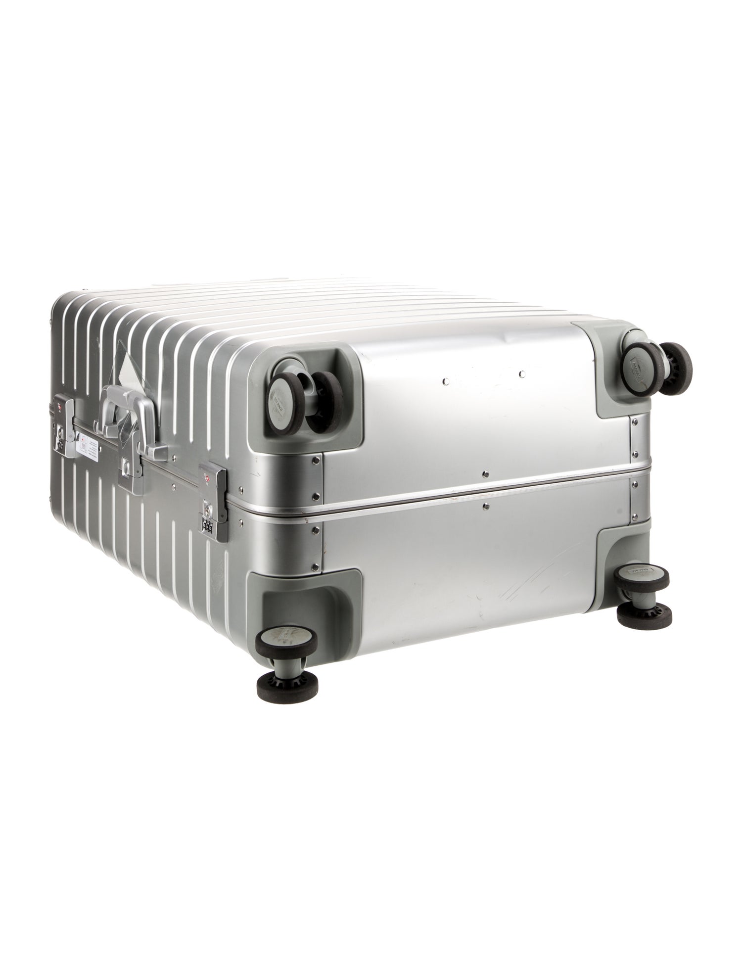 Away Metal Large Wheeled Suitcase