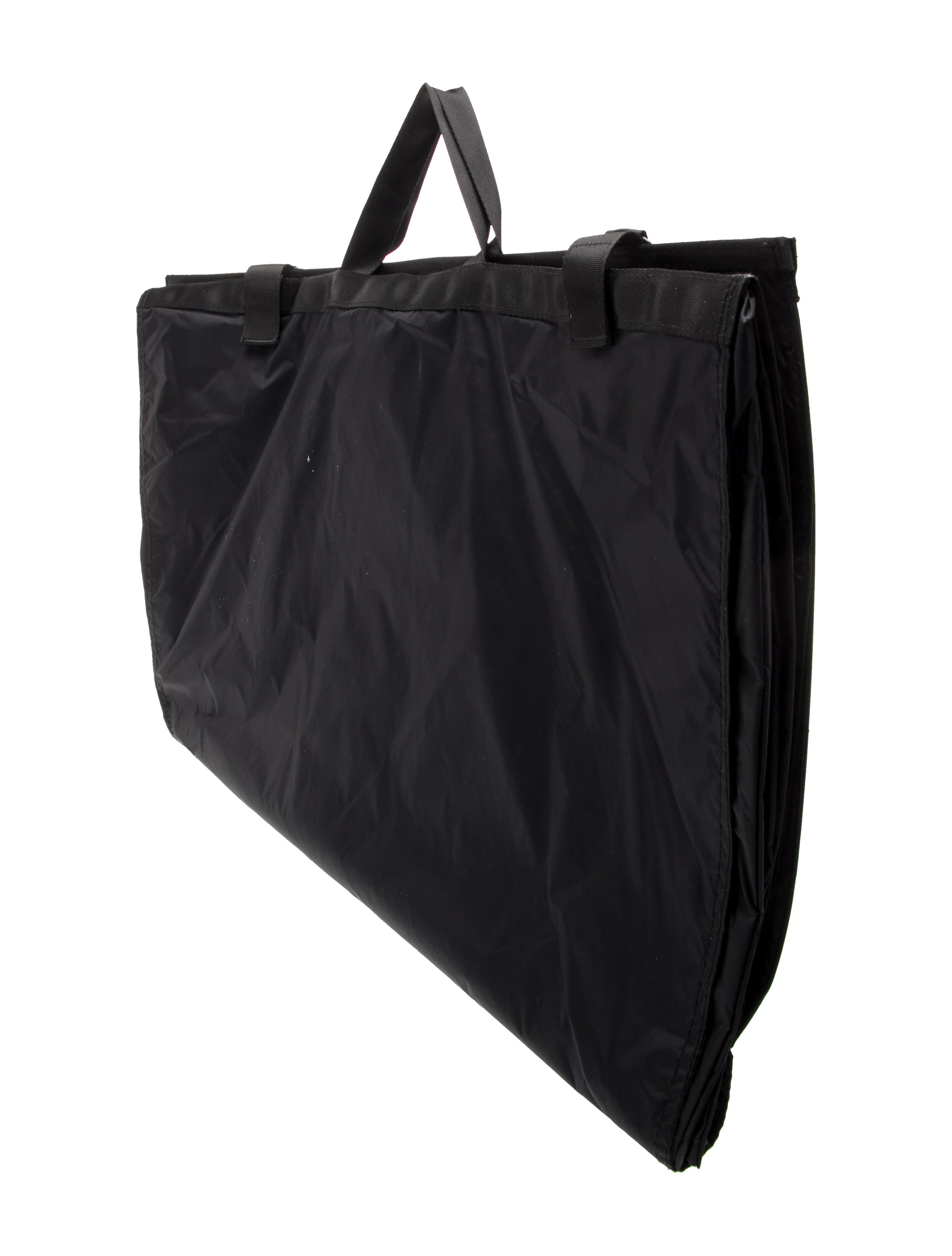 Away Men's Carry-on Suit Bag