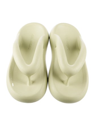 Axel Arigato Rubber Flip Flops