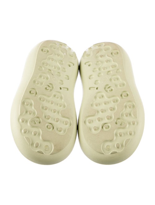 Axel Arigato Rubber Flip Flops