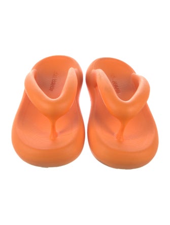 Axel Arigato Rubber Slides