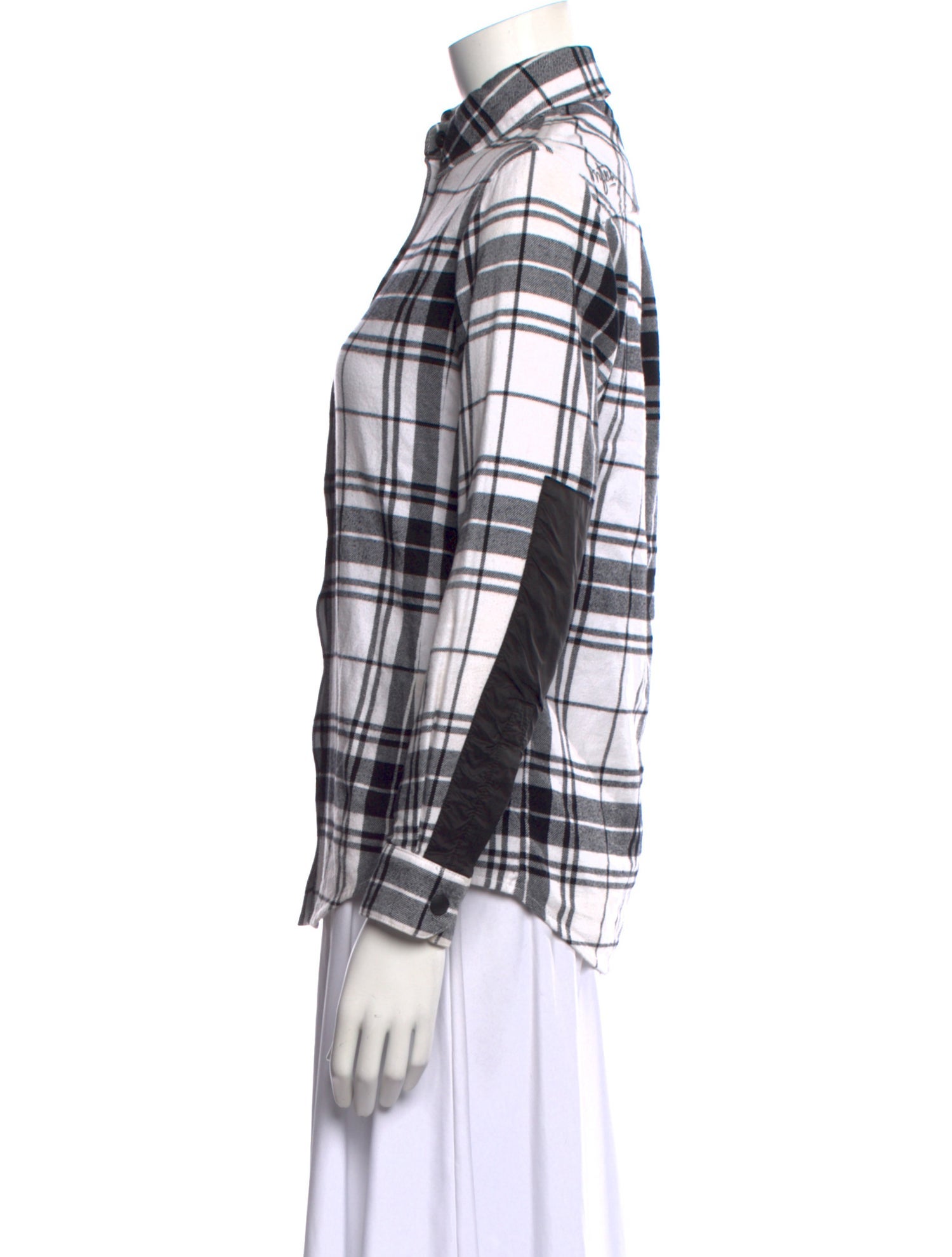 Aztech Mountain Plaid Print Long Sleeve Button-Up Top