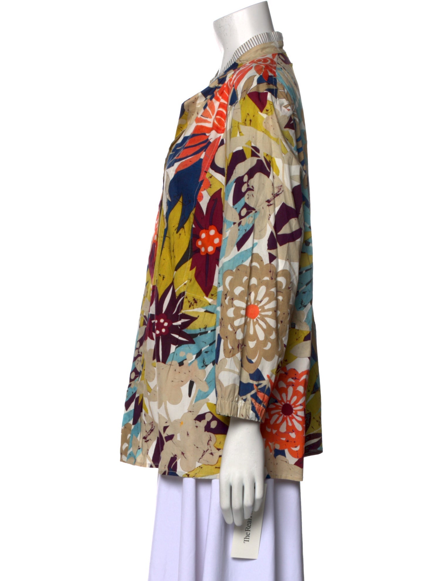 Bogner Floral Print V-Neck Button-Up Top