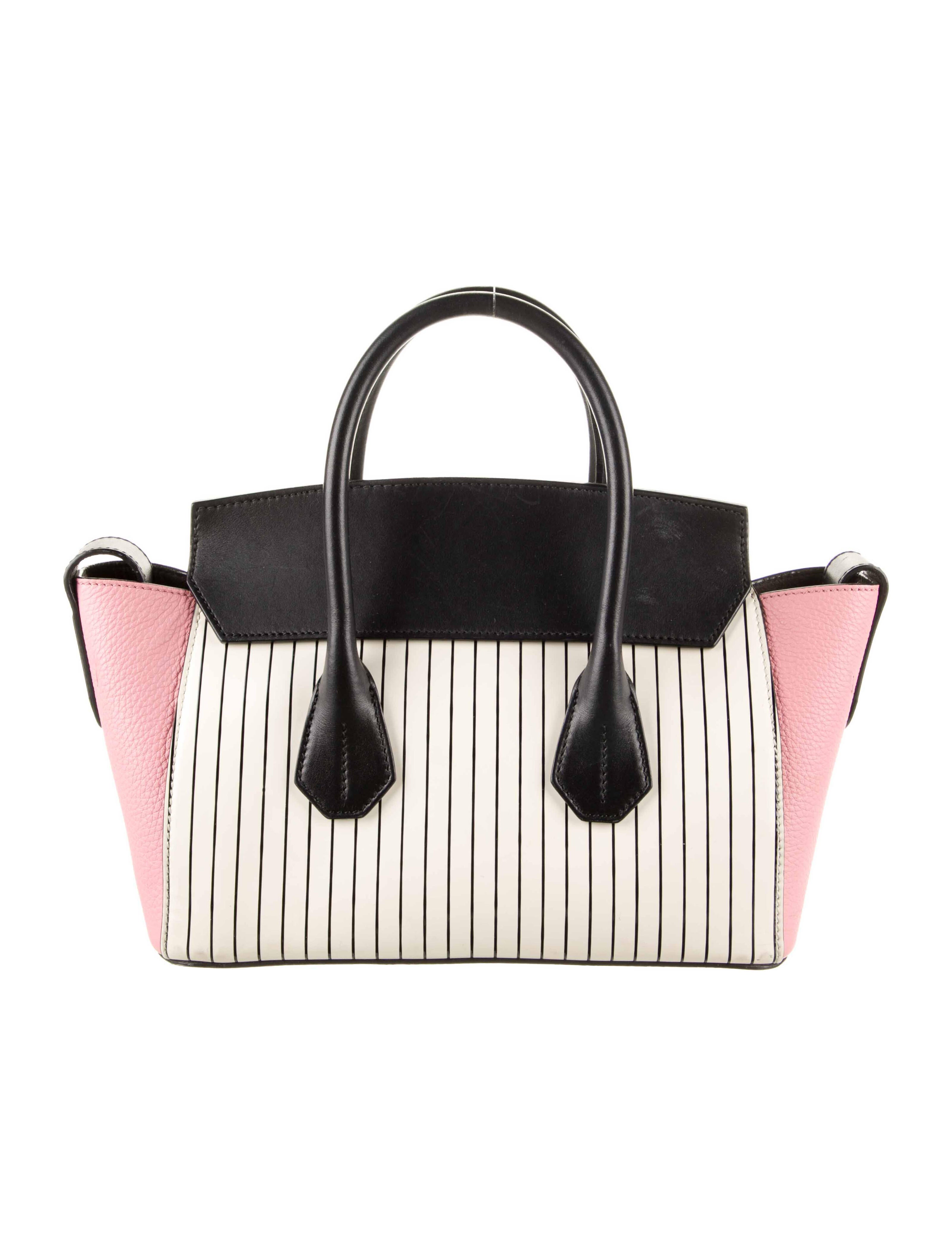 Bally Leather Tote Bag Neutrals Totes, Handbags WB248947 The RealReal