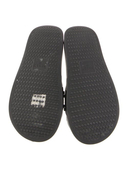 Bally Rubber Slides