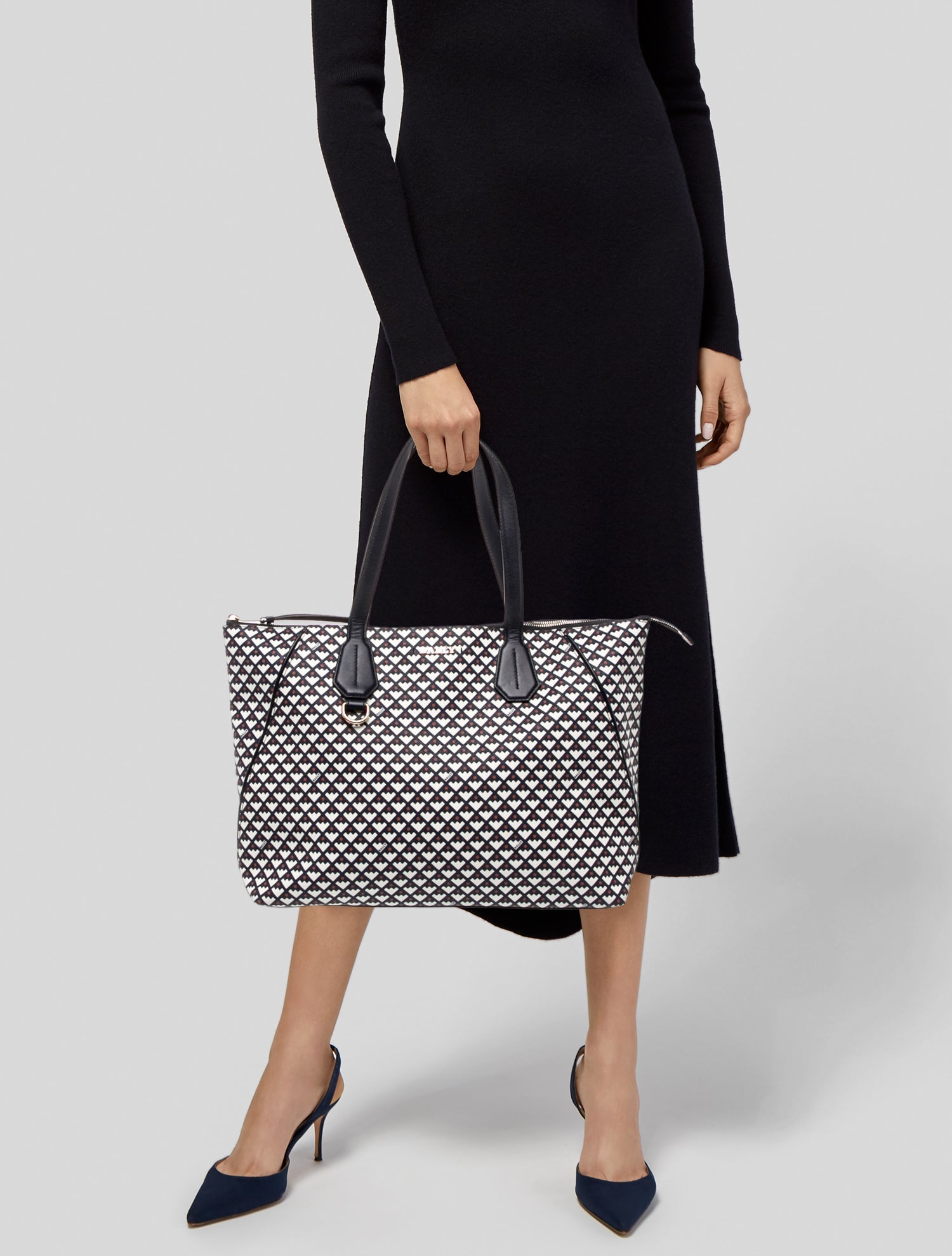 Bally Tote