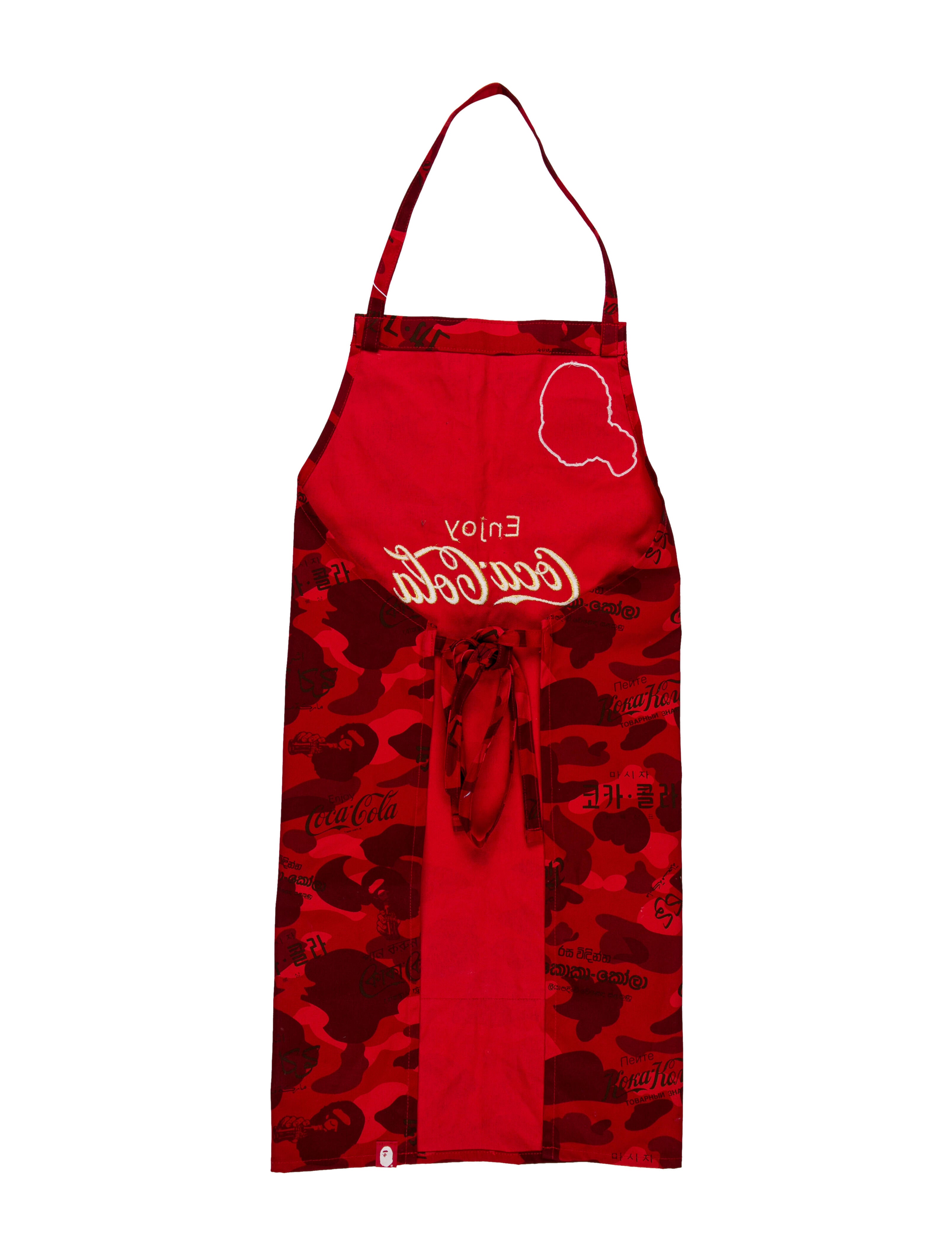 アベイシングエイプ✕Coca-Cola 赤迷彩柄エプロン A Bathing Ape Coca-Cola Camo Red Apron - Red Other, Collectibles