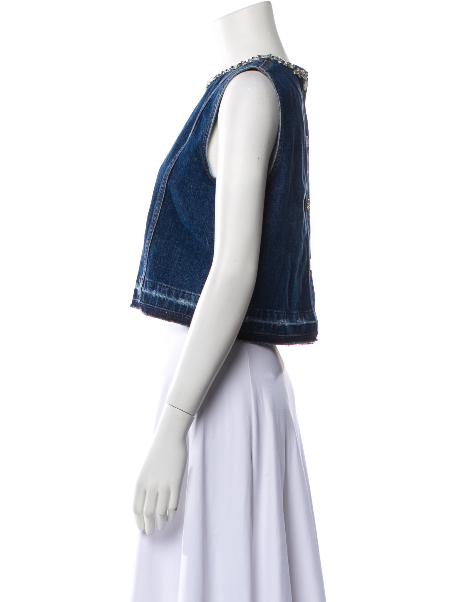 Baum und Pferdgarten Bateau Neckline Sleeveless Crop Top