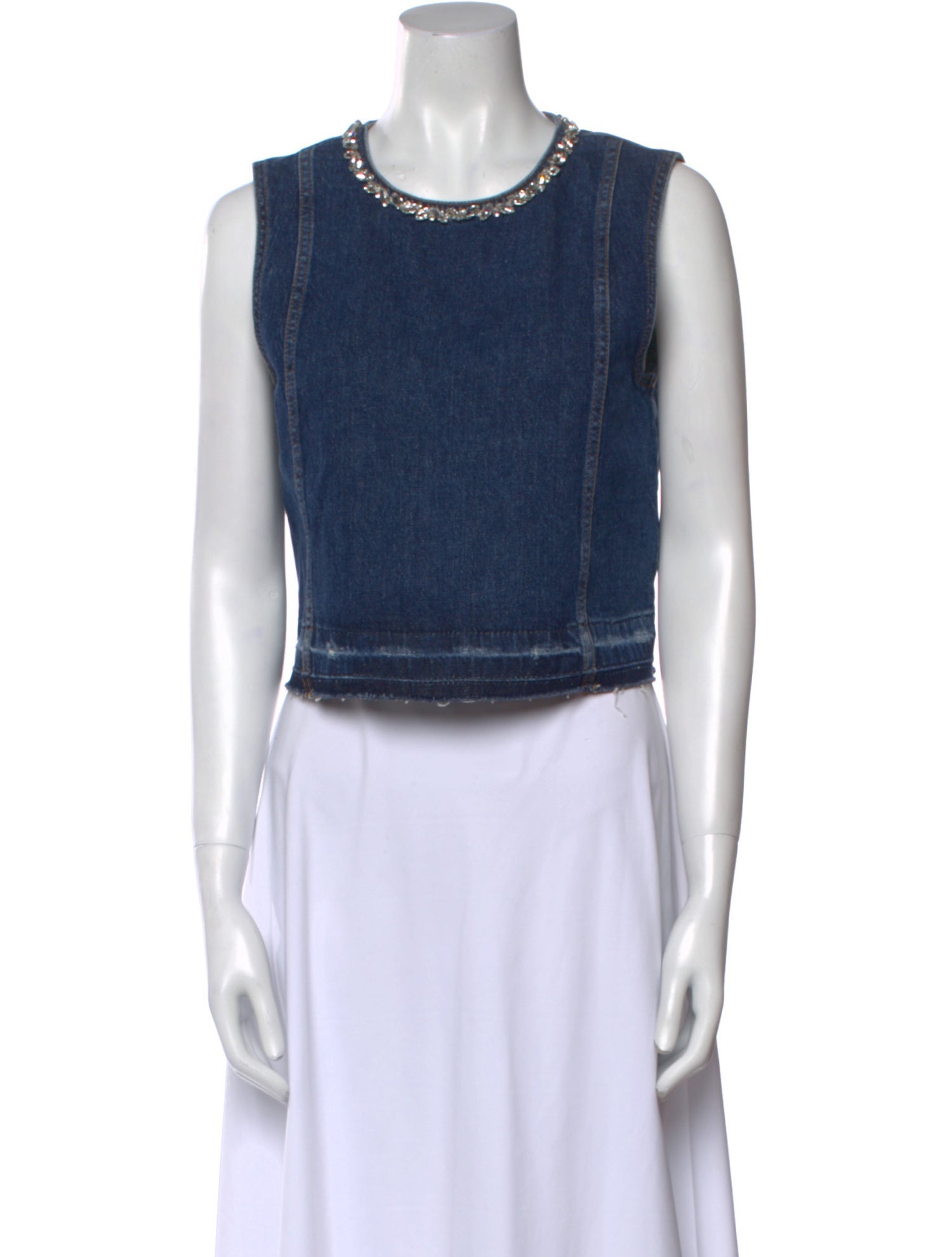 Baum und Pferdgarten Scoop Neck Sleeveless Crop Top