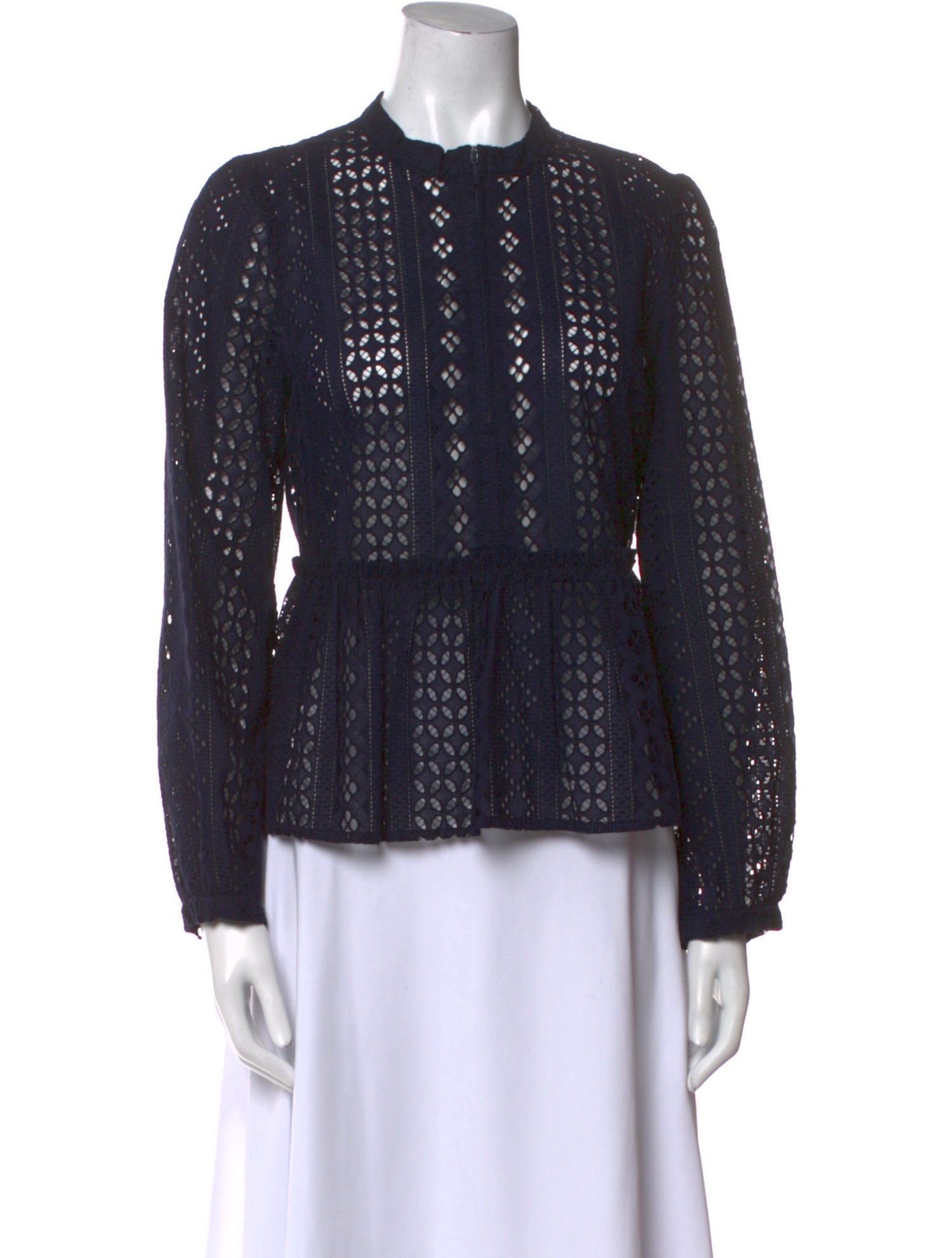 Baum und Pferdgarten Lace Pattern Mock Neck Blouse