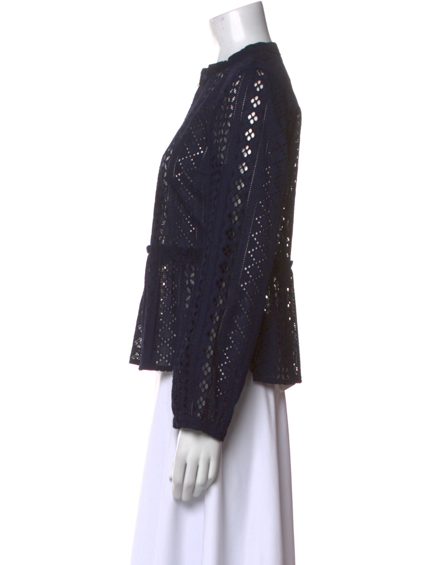 Baum und Pferdgarten Lace Pattern Mock Neck Blouse