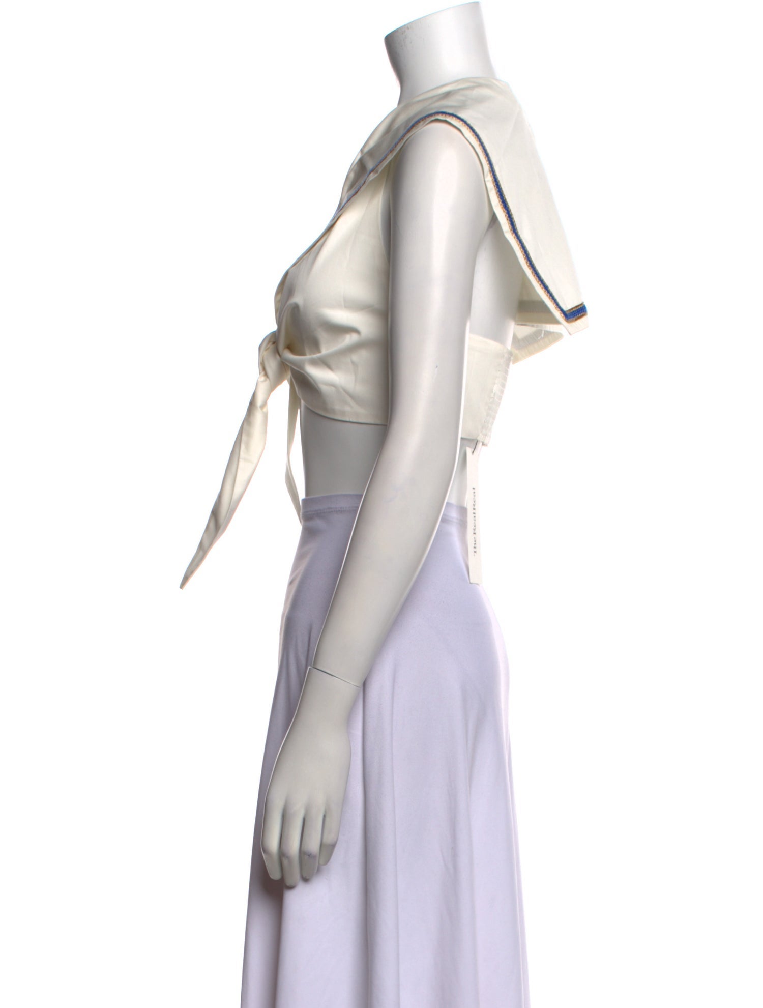 My Beachy Side V-Neck Sleeveless Crop Top