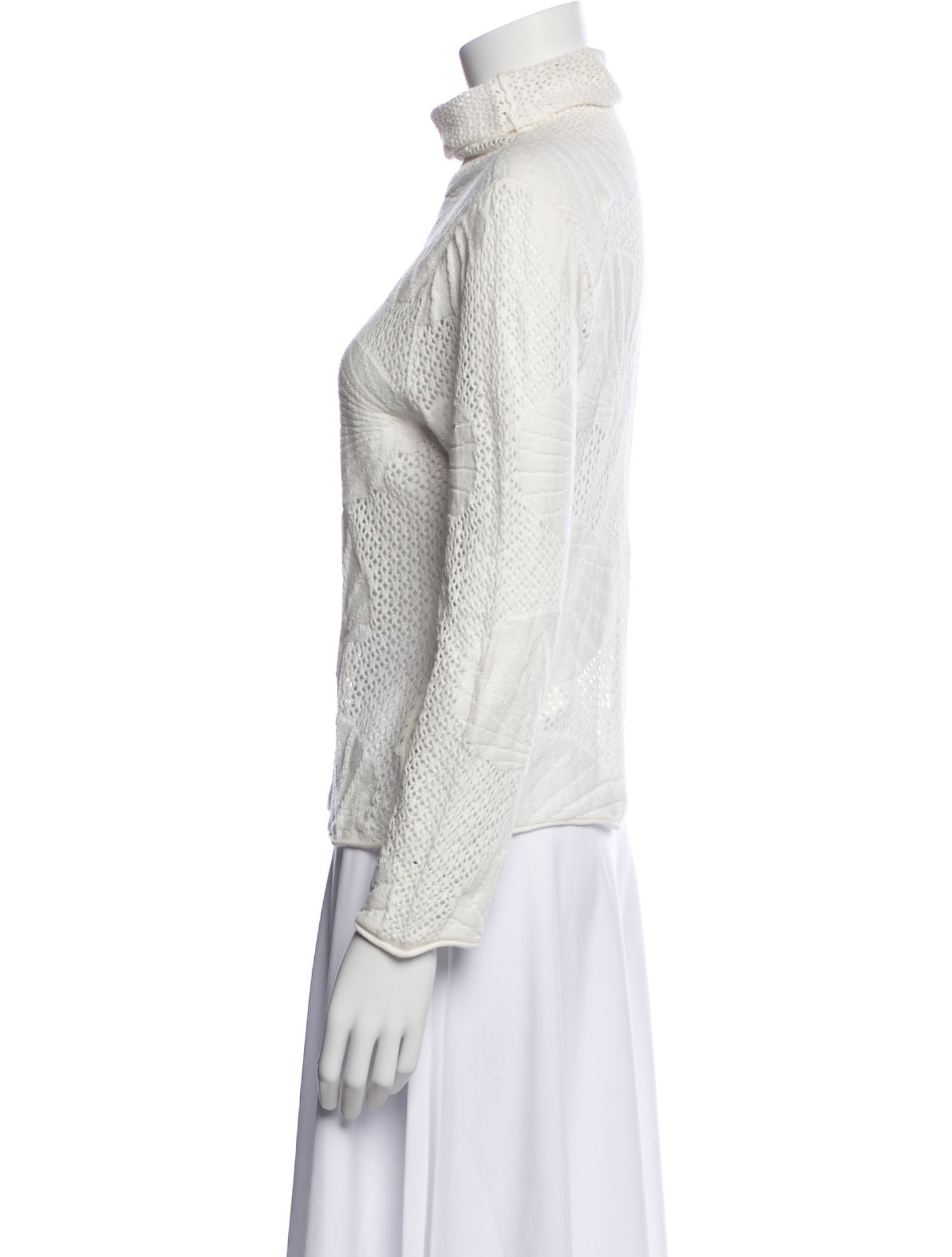 Beklina Turtleneck Long Sleeve Sweatshirt