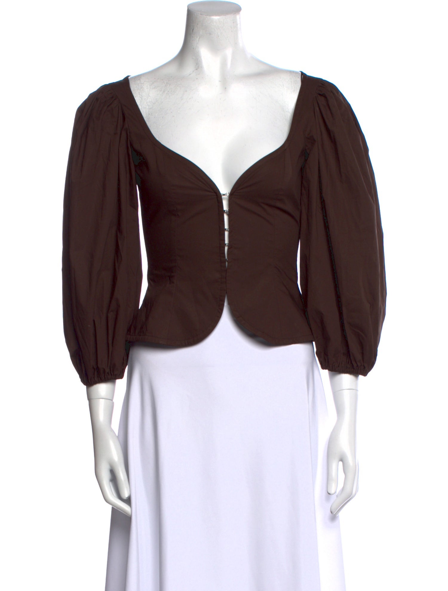 BEARE PARK V-Neck Three-Quarter Sleeve Crop Top