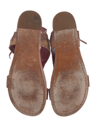 Bed Stu Leather Whipstitch Trim T-Strap Sandals