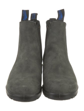 Blundstone Suede Chelsea Boots