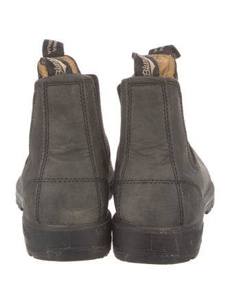 Blundstone Suede Chelsea Boots