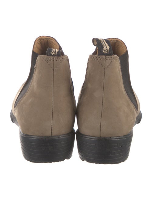 Blundstone Suede Chelsea Boots