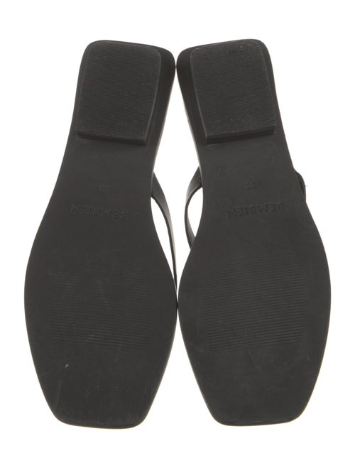 Bembien Leather Flip Flops