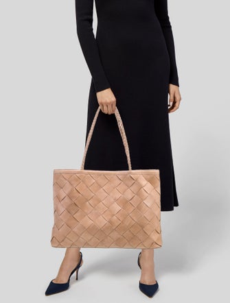 Bembien Leather Shoulder Bag