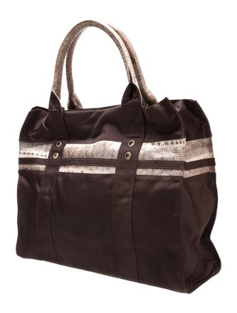 Beirn Nylon Shoulder Bag