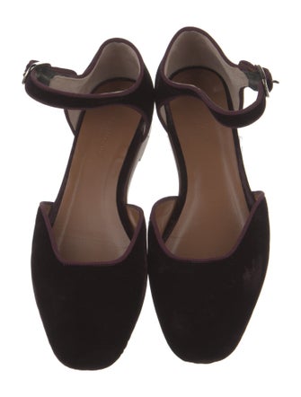 Le Monde Beryl Velvet D'Orsay Flats
