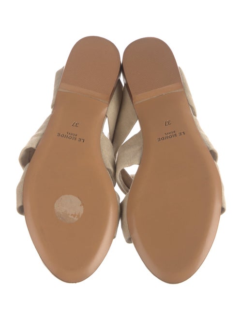 Le Monde Beryl Canvas Slides
