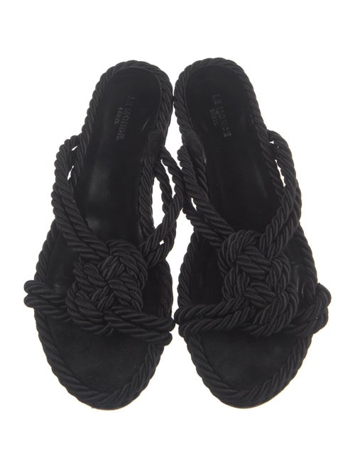 Le Monde Beryl Slides