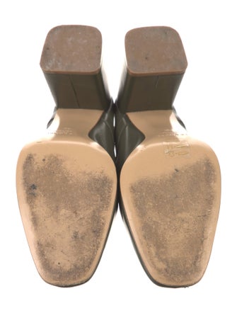 Le Monde Beryl Leather Pumps