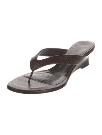 Le Monde Beryl Leather Flip Flops
