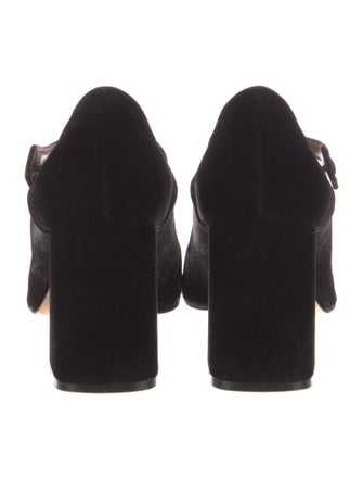 Le Monde Beryl Velvet Pumps