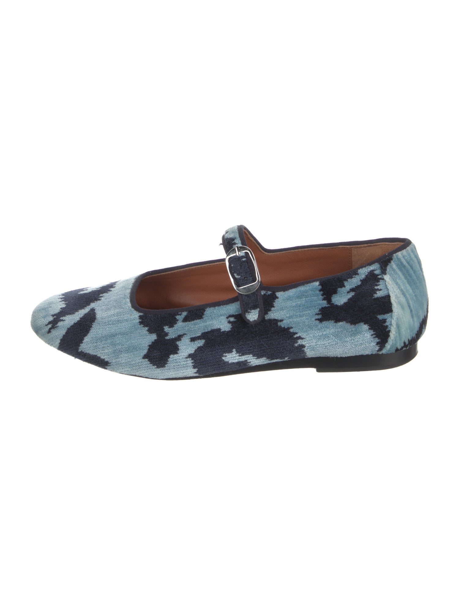 Le Monde Beryl Velvet Animal Print Mary Jane Flats