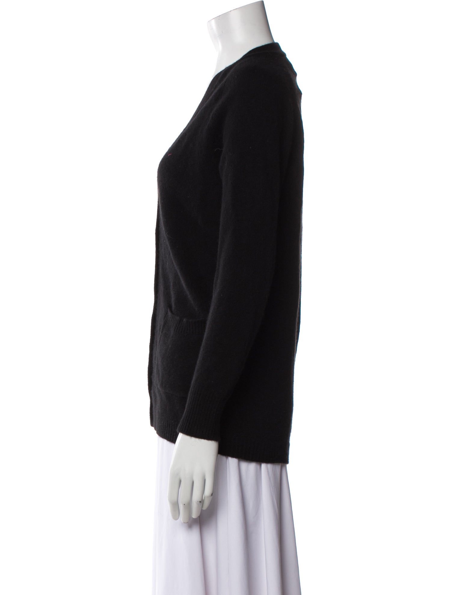 Bergdorf Goodman Cashmere V-Neck Sweater