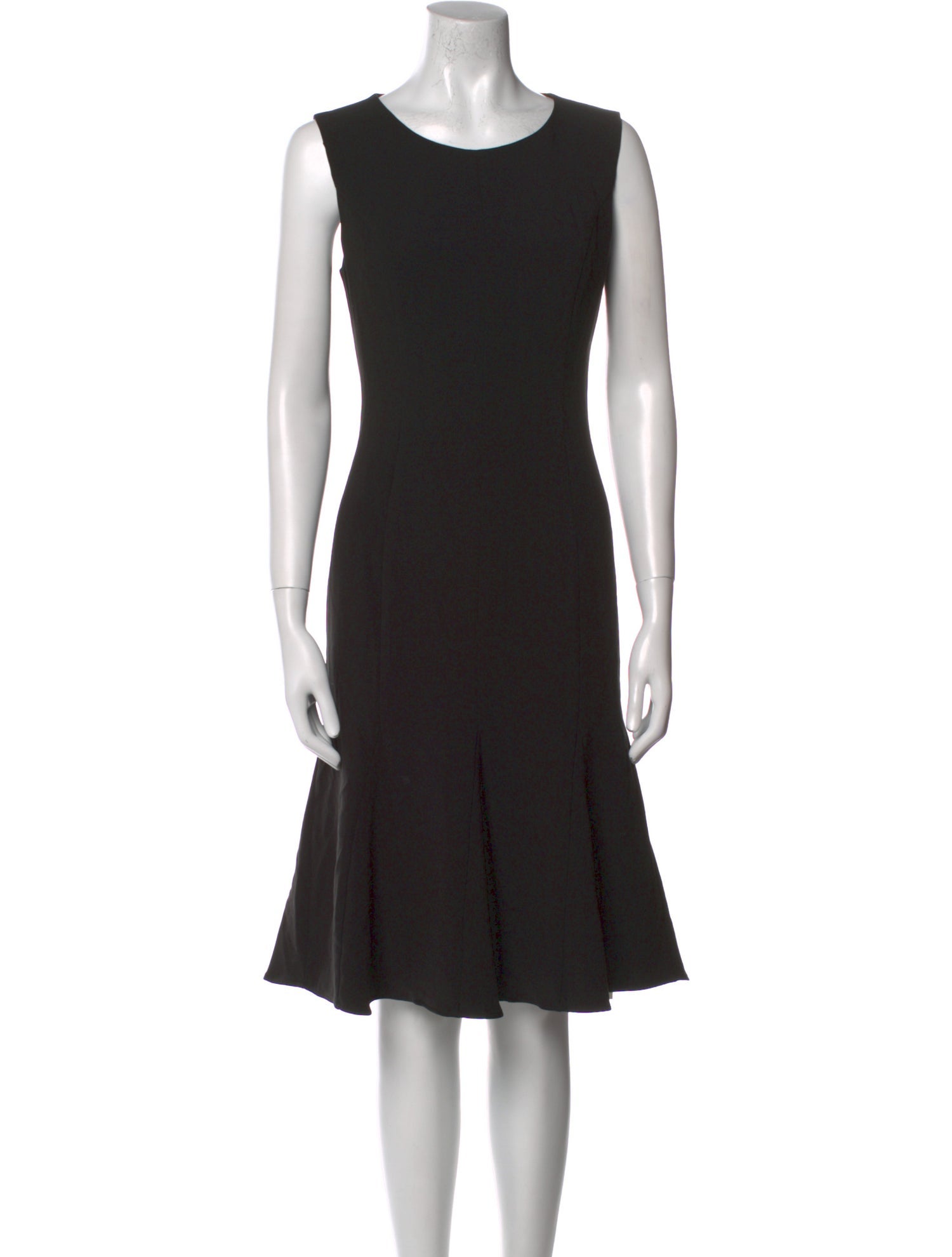 Black Halo Scoop Neck Knee-Length Dress