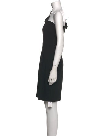 Black Halo One-Shoulder Knee-Length Dress
