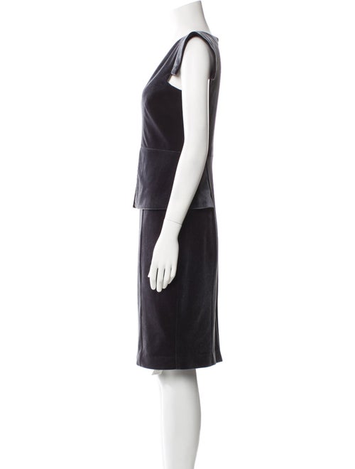 Black Halo V-Neck Knee-Length Dress