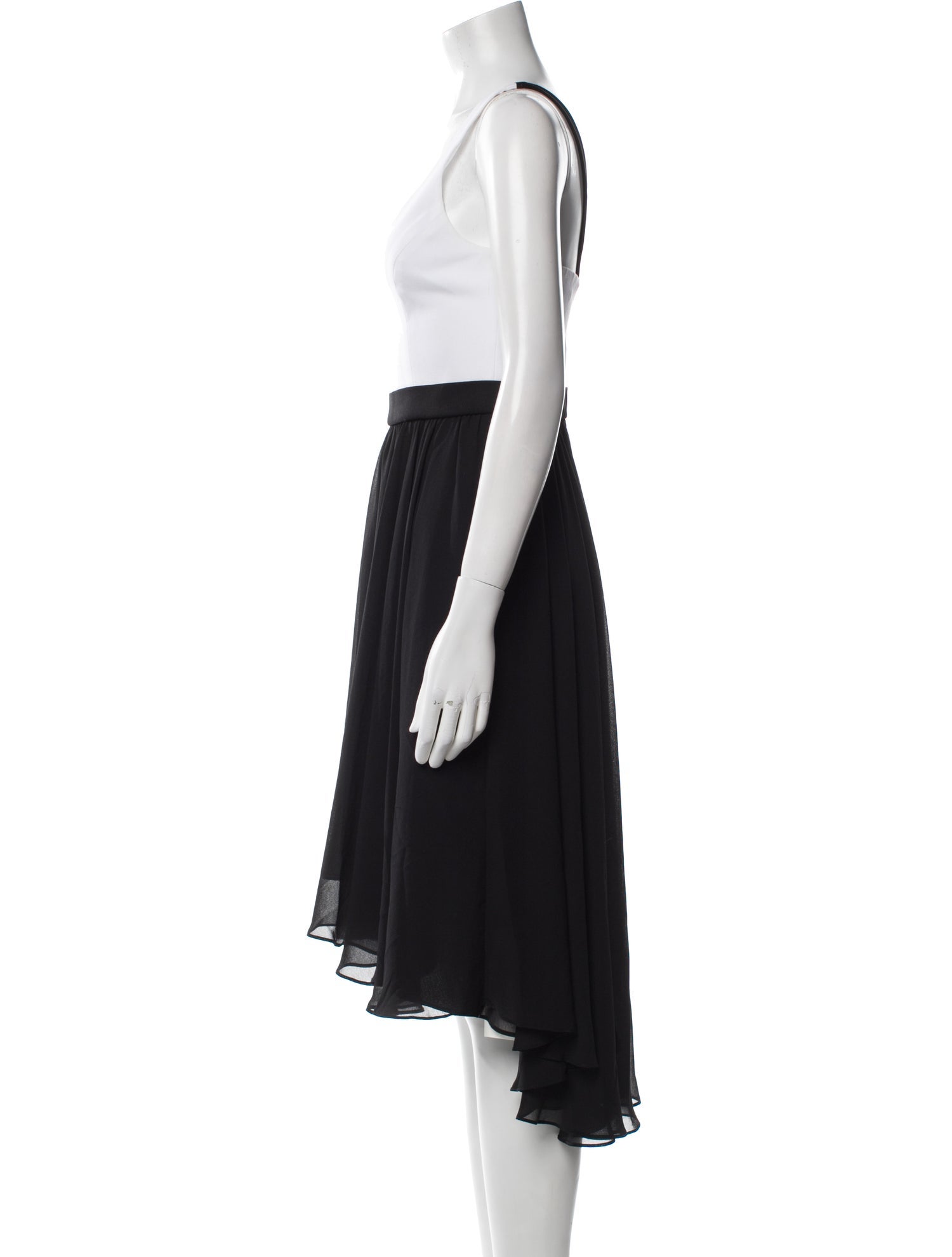 Black Halo V-Neck Midi Length Dress