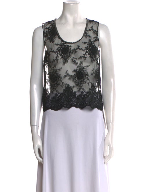 Black Iris Lace Pattern Scoop Neck Crop Top