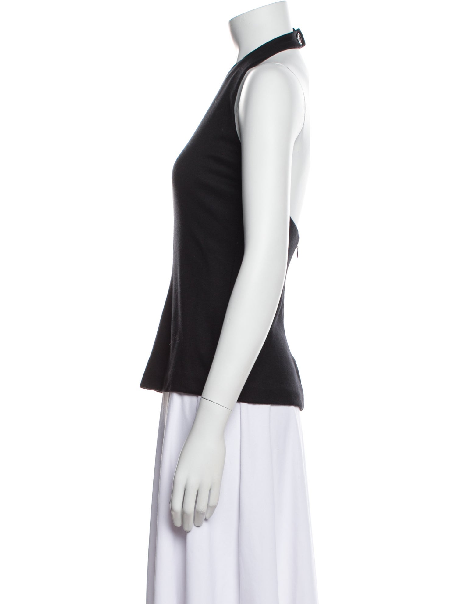 Beene Bazaar Halterneck Sleeveless Top