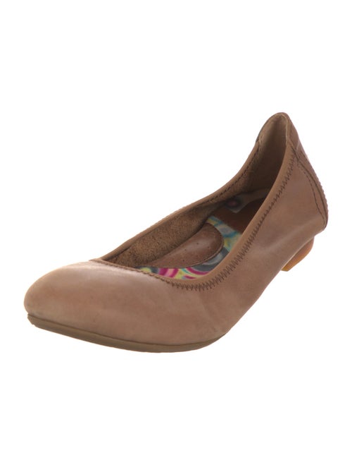 Born Leather Ballet Flats