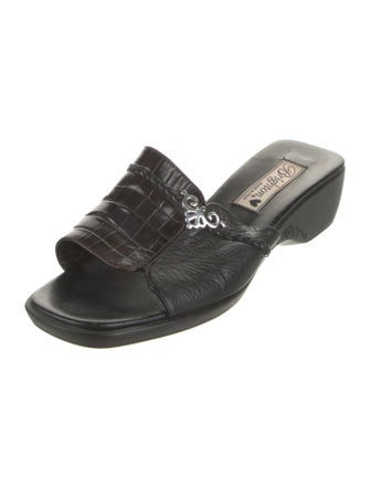 Brighton Leather Slides