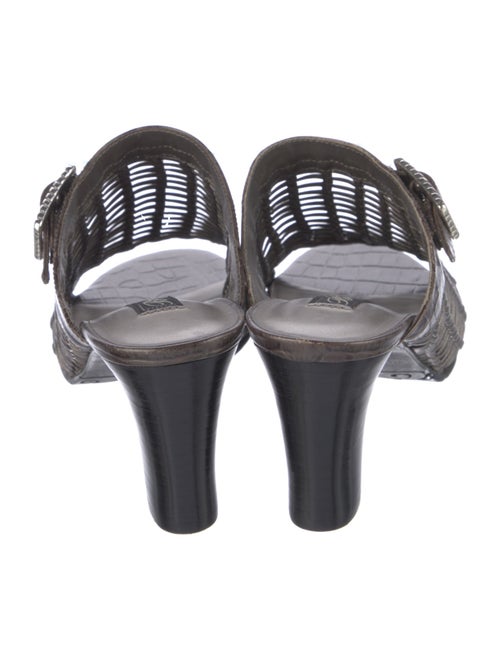 Brighton Embossed Leather Printed Slides