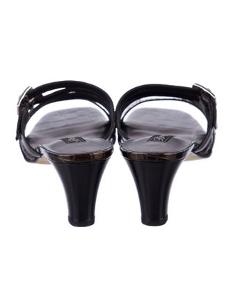 Brighton Patent Leather Slides